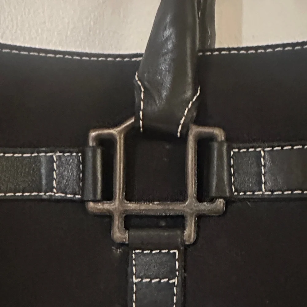 Elegant Black Tote Bag - Preloved